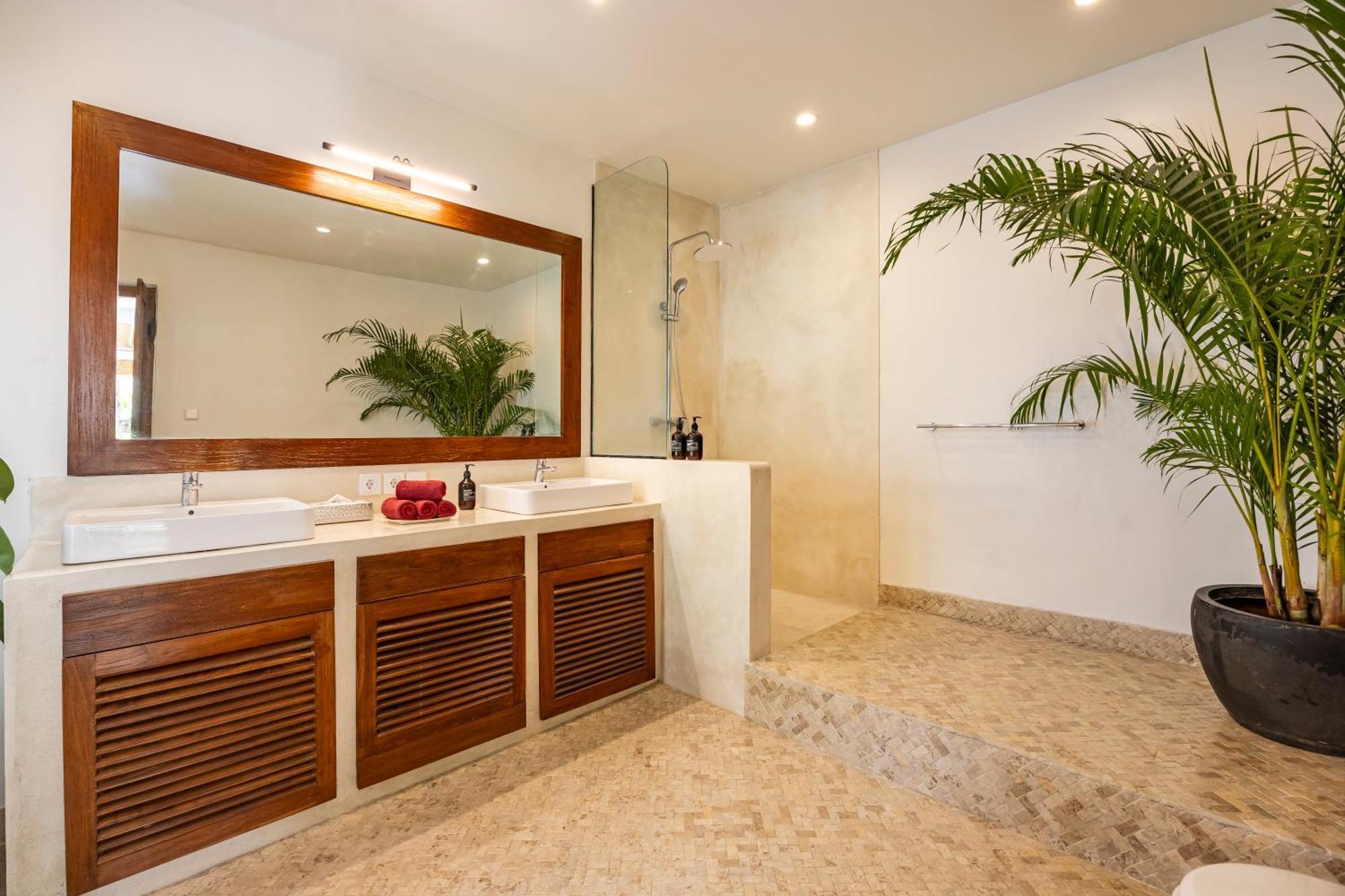 Telma - Charming 2br In Seminyak, Walking Distance To Eat Street *